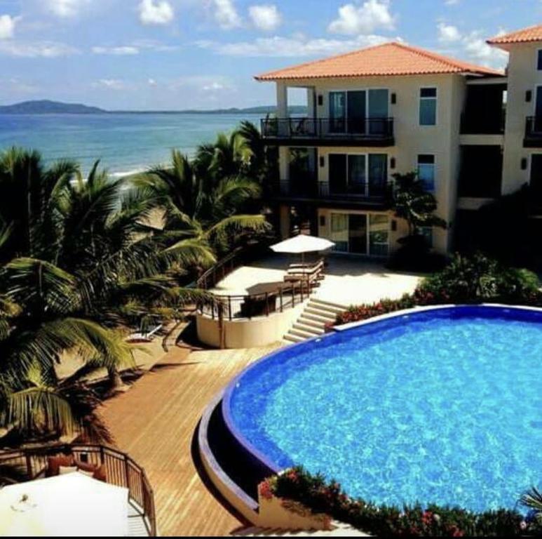 Playa Escondida Beach Club Tela Exterior photo